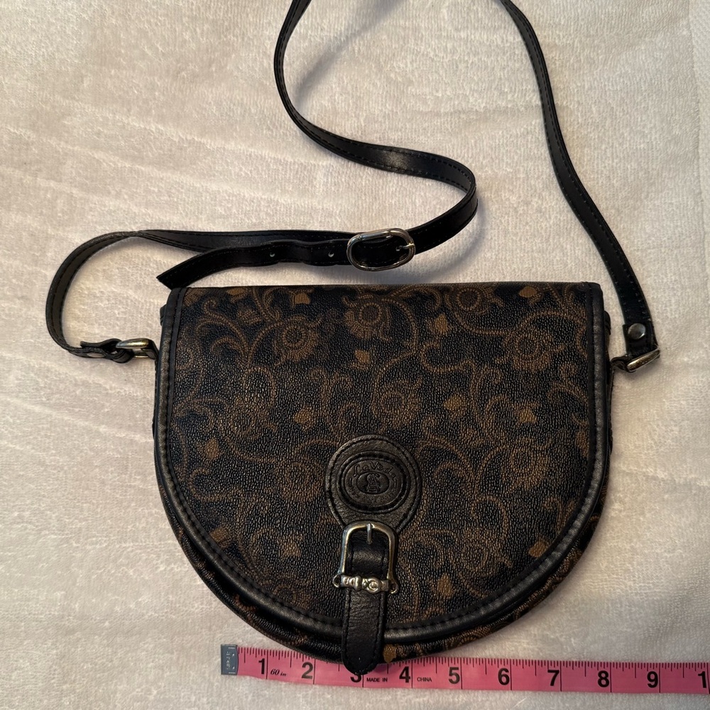 Vintage LaVeda Croosbody bag